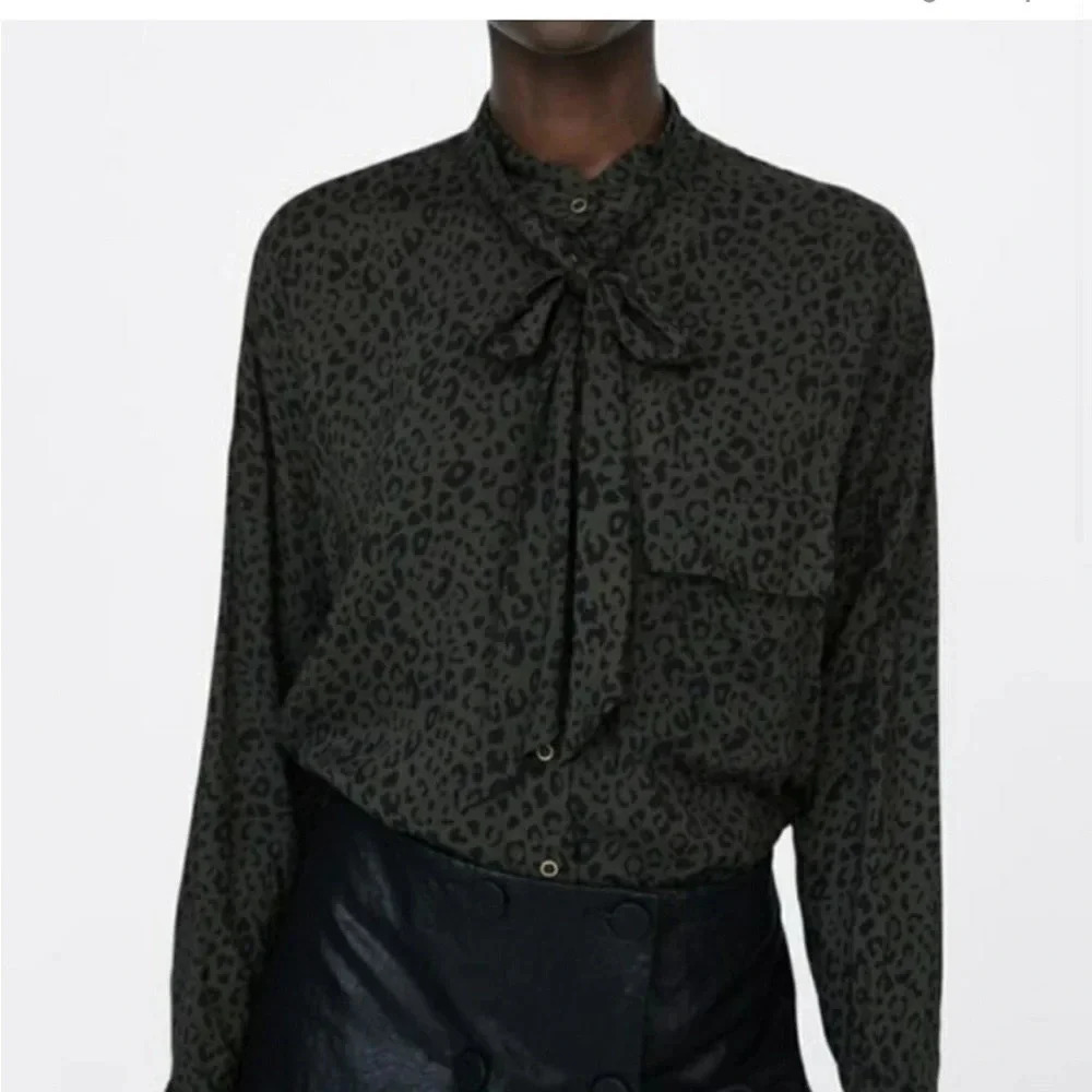 Zara Dark Green Black Leopard Print High Neck Button Down with Tie / size xs